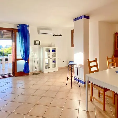 Semesterbostad Oleandri Santa Teresa Gallura