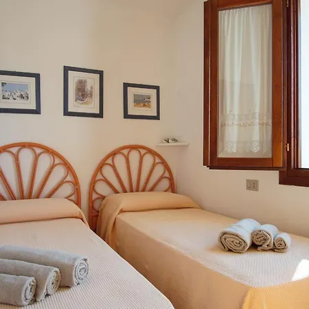 Oleandri * Santa Teresa Gallura